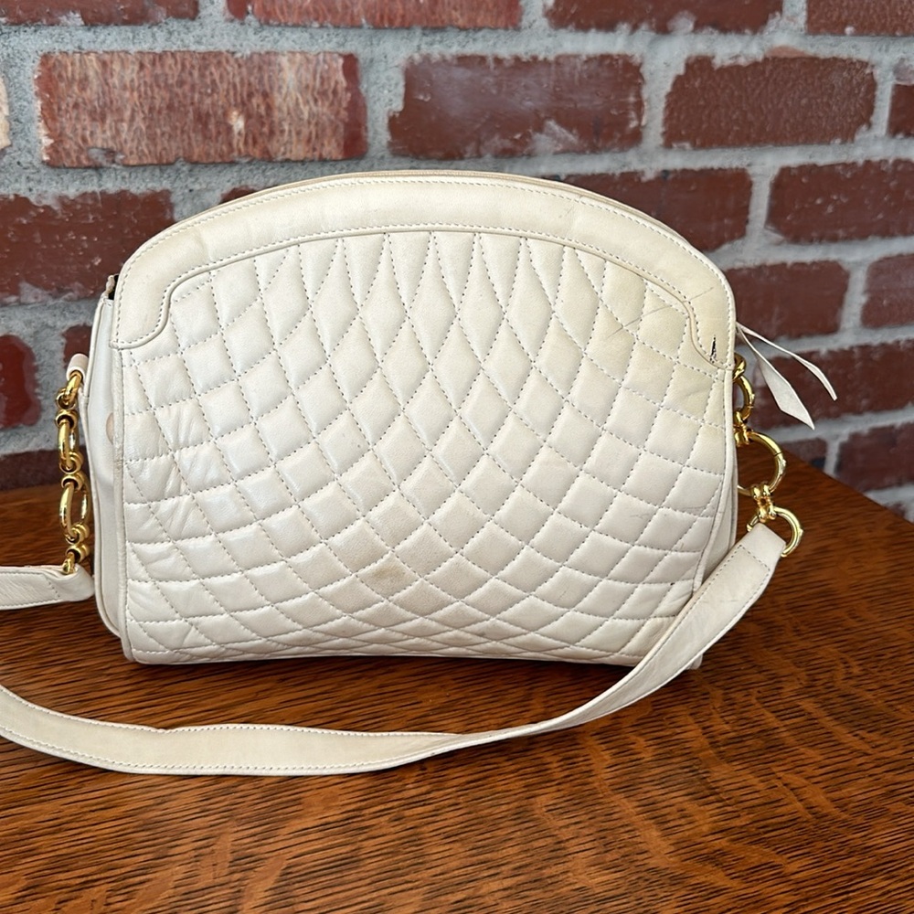 Bally Crossbody Quilted Bag Vintage White - Picture 13 of 16